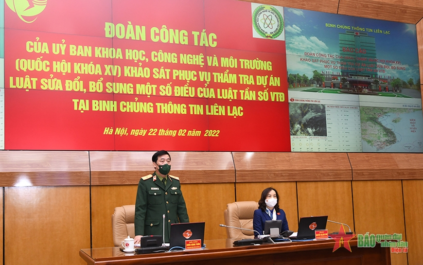 Ủy ban Khoa học, Công nghệ và Môi trường của Quốc hội làm việc với Binh chủng Thông tin liên lạc